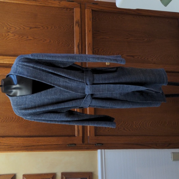 UGG Gray Bath Robe - M/L - Picture 2 of 4